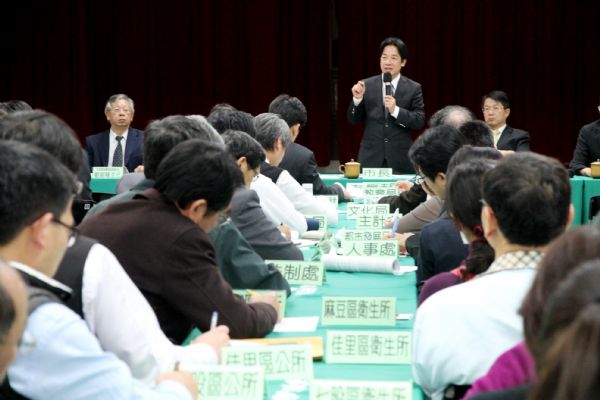 賴清德市長主持2015「臺南領航 全面防疫」第一季跨局處會議