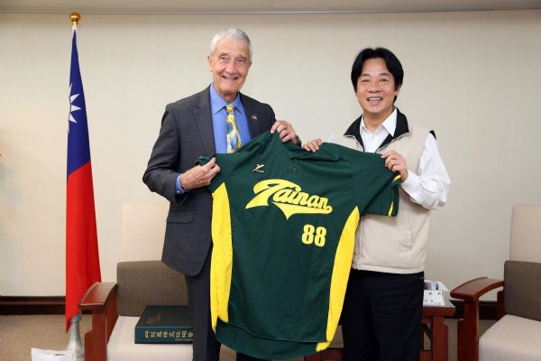 美國亞利桑納州錢德勒代表團拜會賴清德市長 揮出交流全壘打