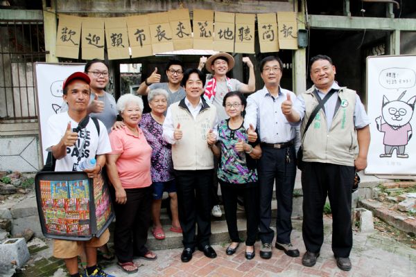 賴清德市長前往正興街 感謝店家積極整理環境協助登革熱防疫