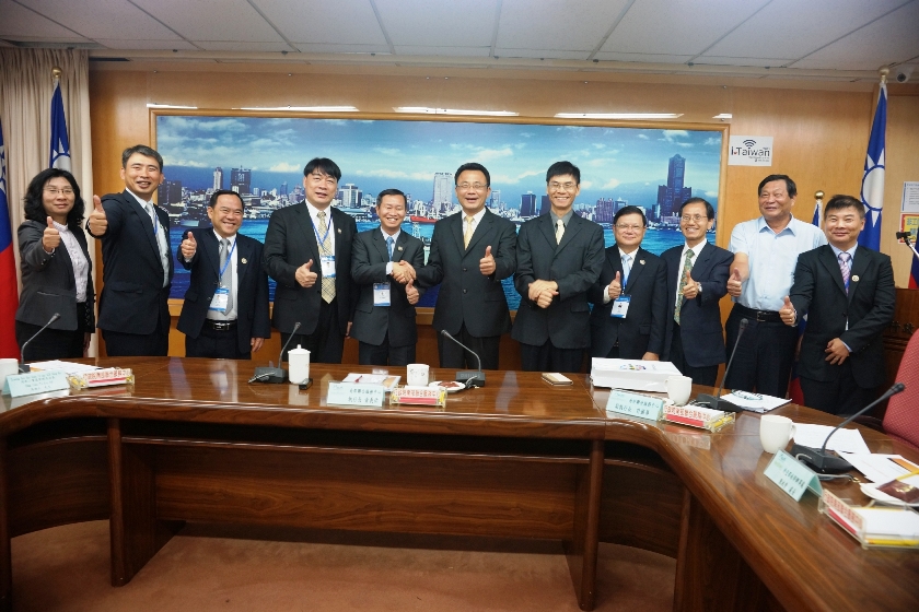 越南同奈省招商團拜會行政院南部中心