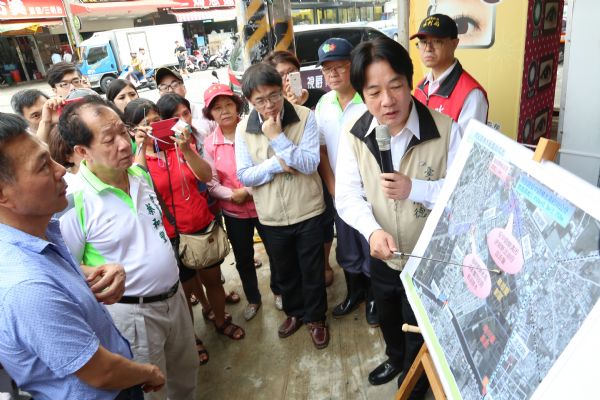 賴清德市長視察安中路與同安路段 強調會負起治水責任