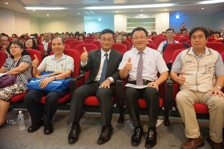 行政院南部中心主辦「保險聰明GO！健康富足活到老」講座