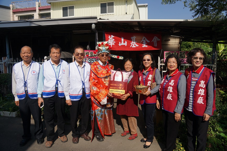 中油公司煉製事業部長期支持華山山基金會 年節送暖關懷弱勢長輩