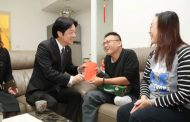 農曆年前探視李宗典、洪家益 賴清德市長：他們的笑容就是最大安慰