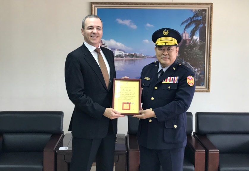 南和興公司捐贈監視器維修經費 三民警第一分局長戴台捷致謝