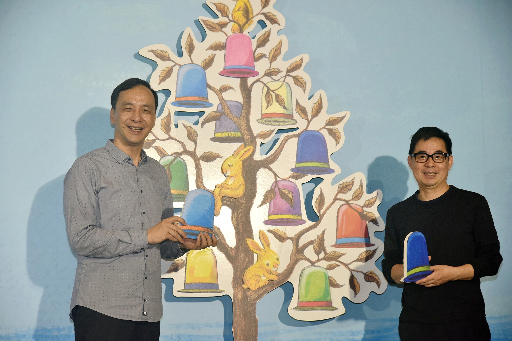 當淡海輕軌遇上幾米 朱立倫：讓我們先「閉上眼睛一下下」喔