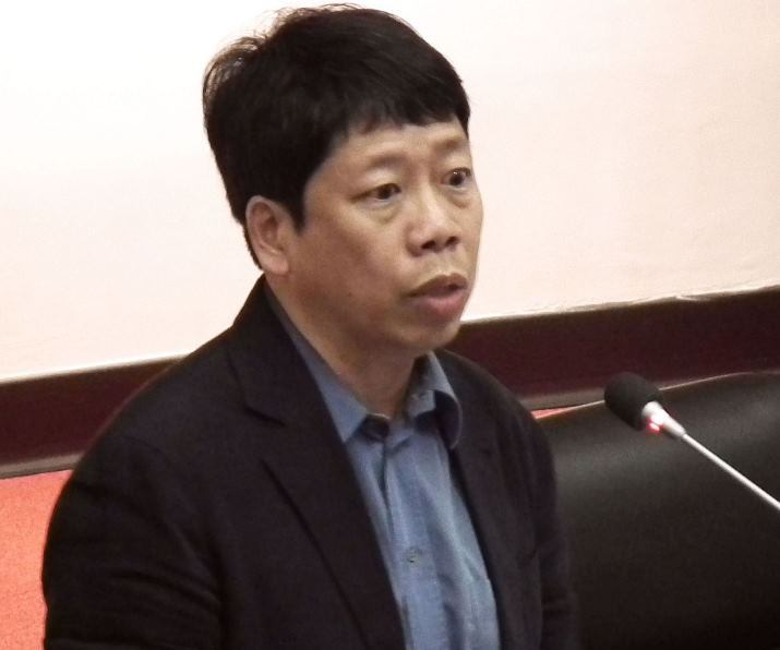 市議員黃紹庭呼籲市府勿牽扯國民黨政府重北輕南