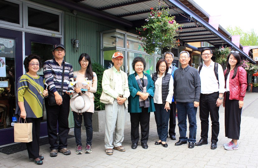 高雄市長陳菊與高雄市議會議長康裕成一行聯訪溫哥華 汲取開發及環境兼顧的城市發展策略