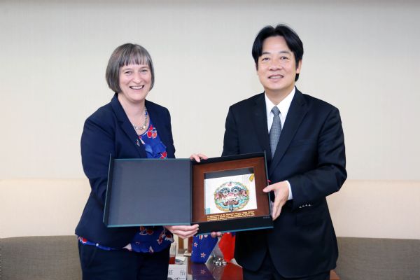 紐西蘭商工辦事處涂慕怡代表蒞府拜會賴清德市長