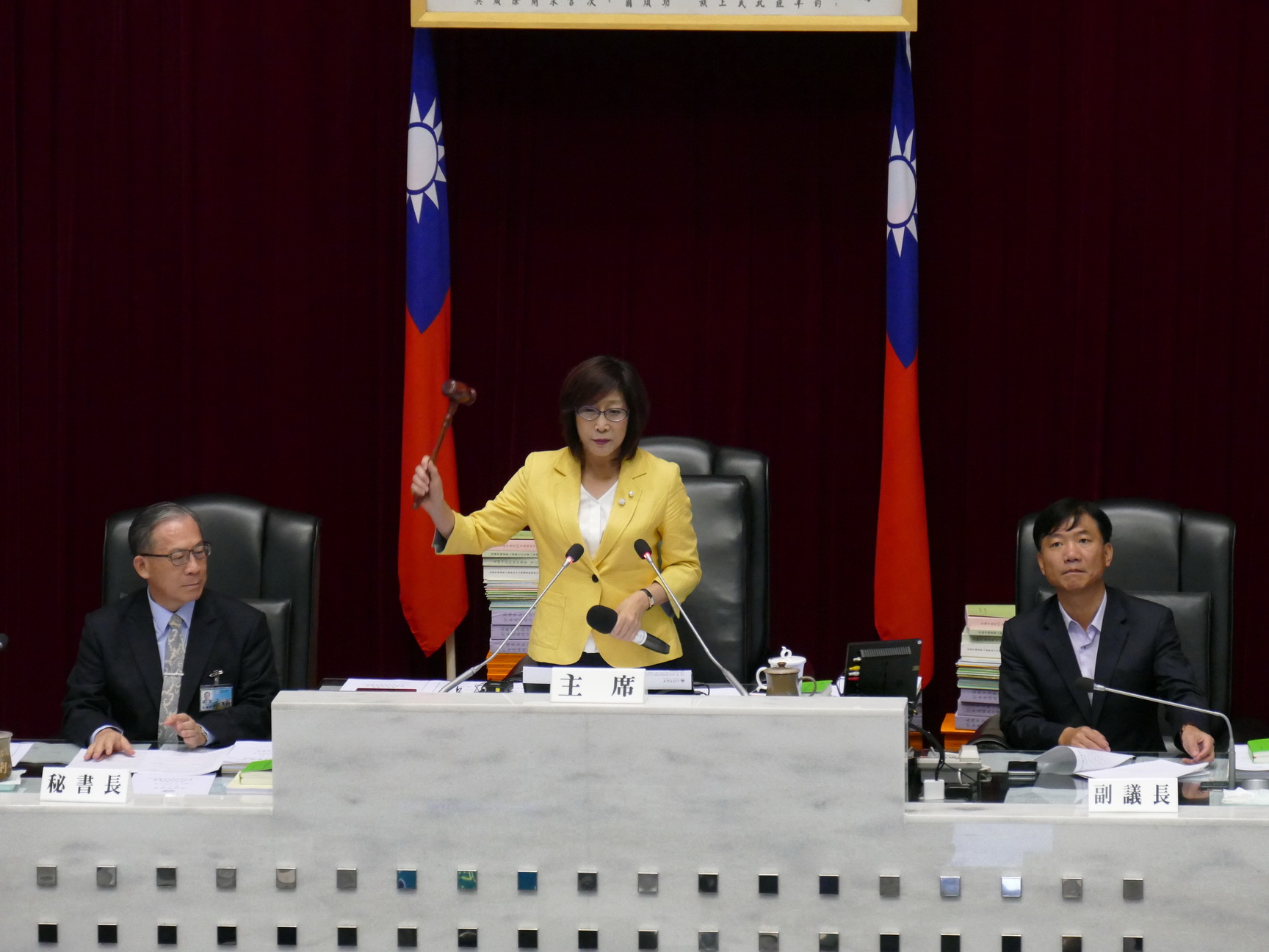 高雄市議會第六次大會 議長康裕成開幕致詞