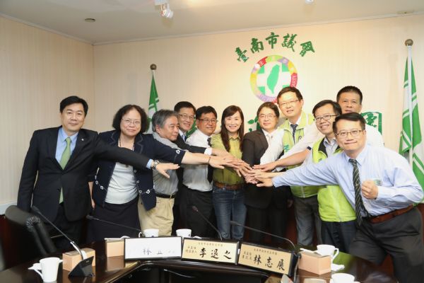 李孟諺代理市長拜會議會朝野黨團 期許府會合作 共同推動市政嘉惠市民