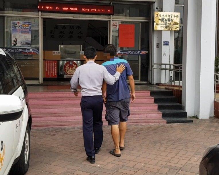 危險駕車 岡山警分局：人車取締到案 連開四張罰單重罰