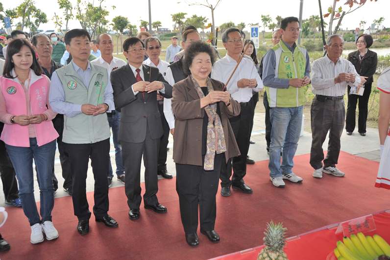 高雄林園濕地公園北側道路動土 市長陳菊盼增加觀光效益