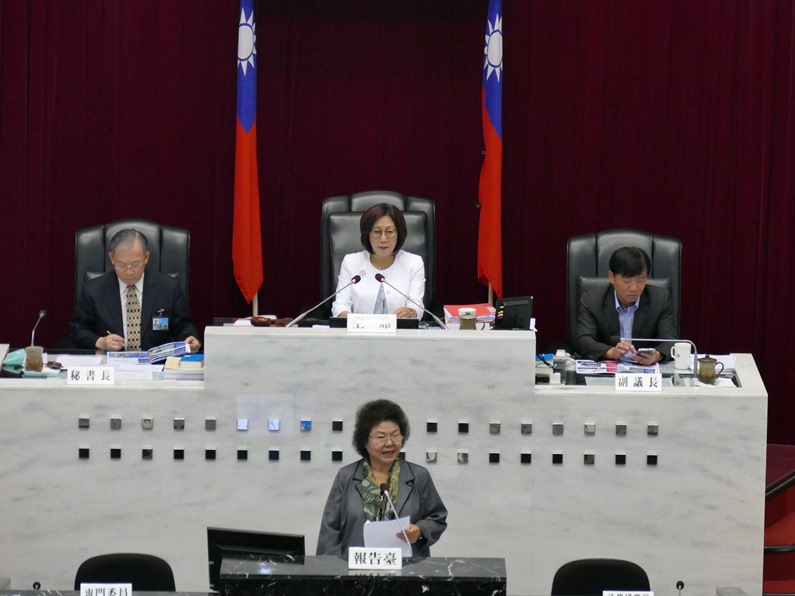 高雄市長陳菊施政報告 國民黨團要求做好做滿任期 民進黨團肯定陳市長11年施政