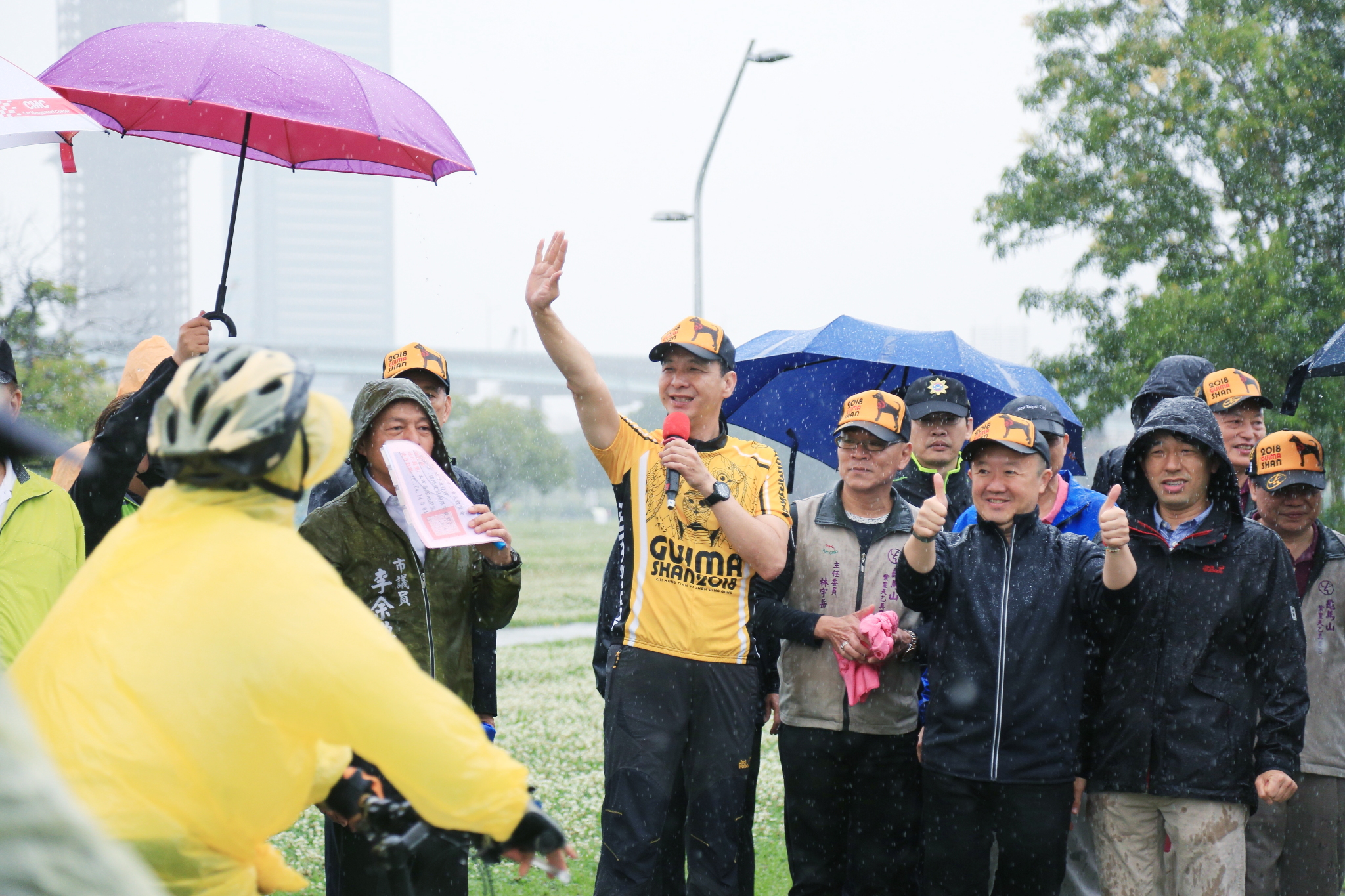 2018單車騎上龜馬山 朱立倫為車友加油打氣
