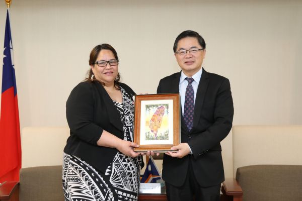 馬紹爾群島共和國大使館蒞府拜會台南市府 盼深化雙方人民交流