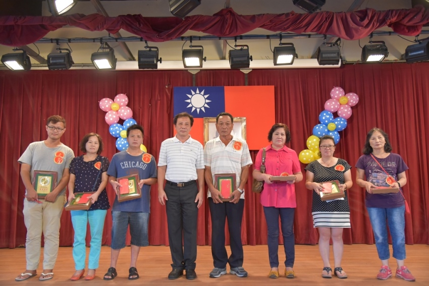 東港區漁會理事長陳瑞龍主持模範漁民、漁船、運銷推廣績優從業人員表揚大會