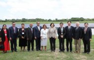 蔡英文總統偕馬紹爾總統蒞訪臺南 深入了解綠能產業發展