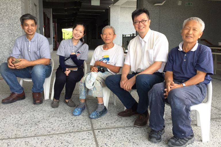 噴畫大師李錫堅 慈濟志工眼中的苦難中修德之人