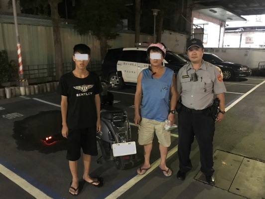 無照少年仔騎贓車 三民一分局警意外讓其父子破冰團圓