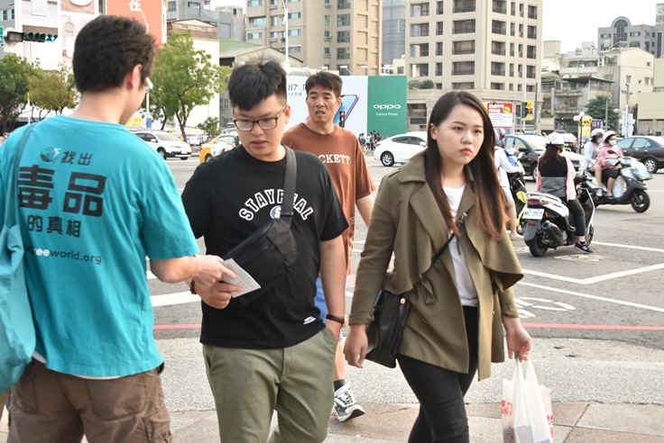 大麻合法化福禍難料 民團辦「找出毒品的真相」助青少思辨