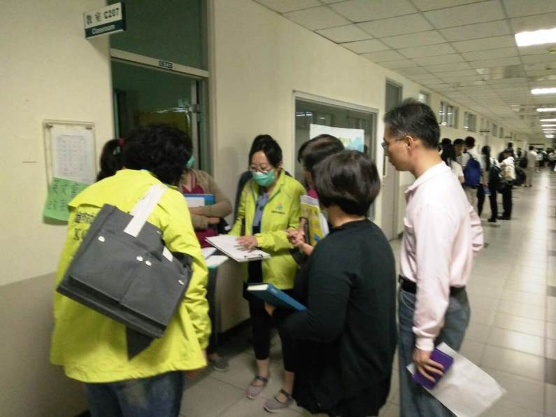 衛生局開罰某大專院校發生百例類流感群聚事件