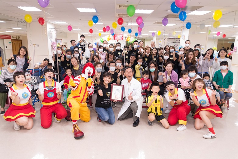 高醫為病童舉辦童樂會派對 住院病童笑開懷
