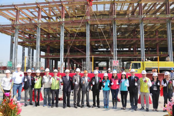 台南市圖總館舉行上樑典禮 工程進度邁入新的里程碑