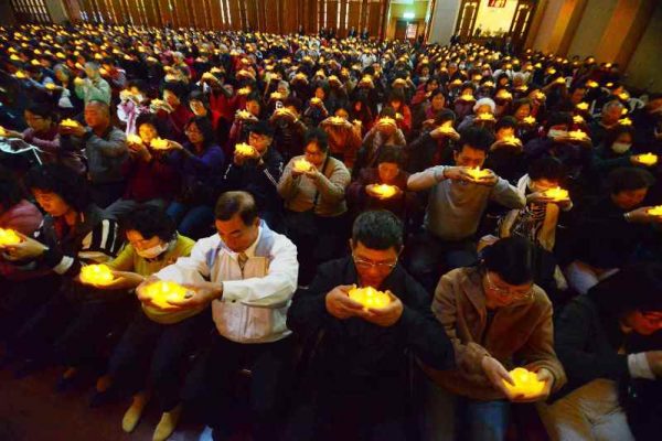 慈濟高雄分會8日起將舉辦20場歲末祝福感恩會，感恩一年來社區志工的付出，外場將規劃互動體驗區，讓民眾提前感受年節的歡喜氣氛。