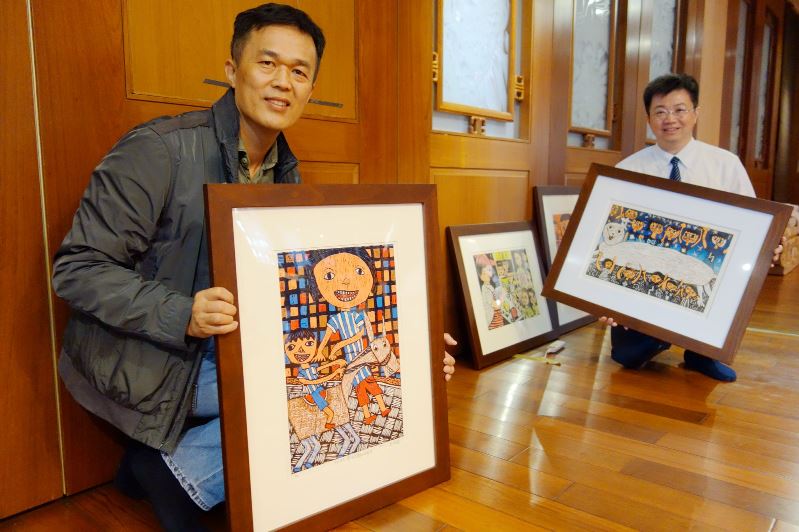 樹人國小學習人文關懷  創作版畫仁德靜思堂開展