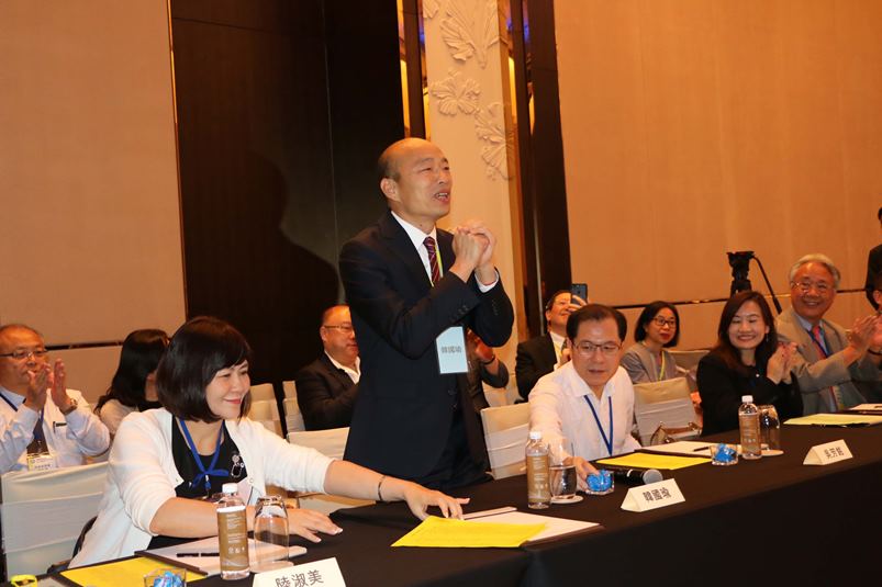 星馬行首簽一億元訂單 韓國瑜見證與大馬糧食商會簽合作書