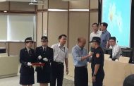 高市特勤員警搏命破獲行動軍火庫 榮獲市長親自授階表揚