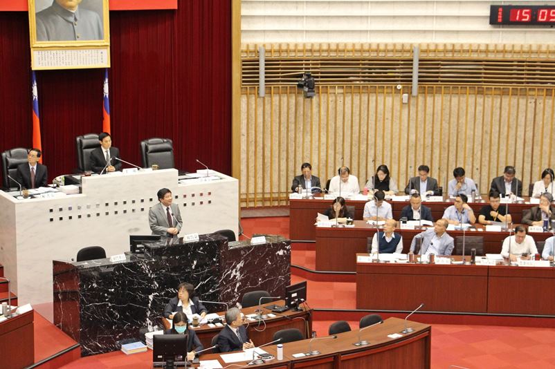 兩岸小組專案報告 韓國瑜：將營造溫暖友善環境招商引資