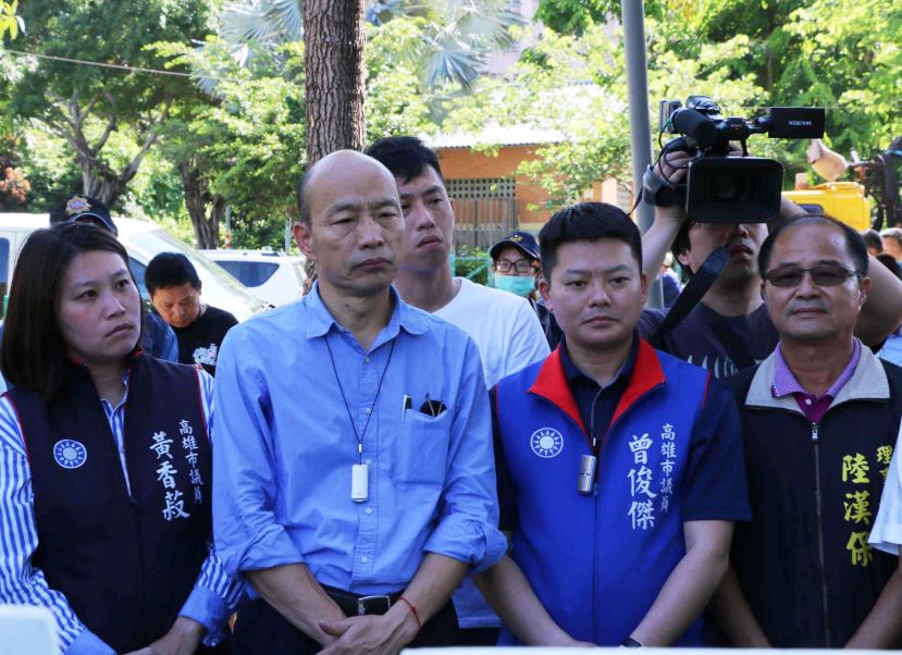 遏止登革熱疫情蔓延 市長韓國瑜視察三民區防治工作