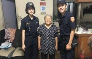三民二分局女警實習首日協助迷途阿嬤返家