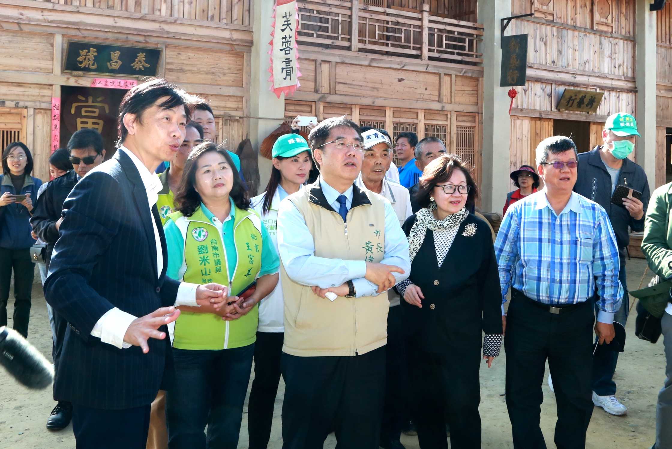 台南市長黃偉哲勘查影視基地 盼未來拚觀光