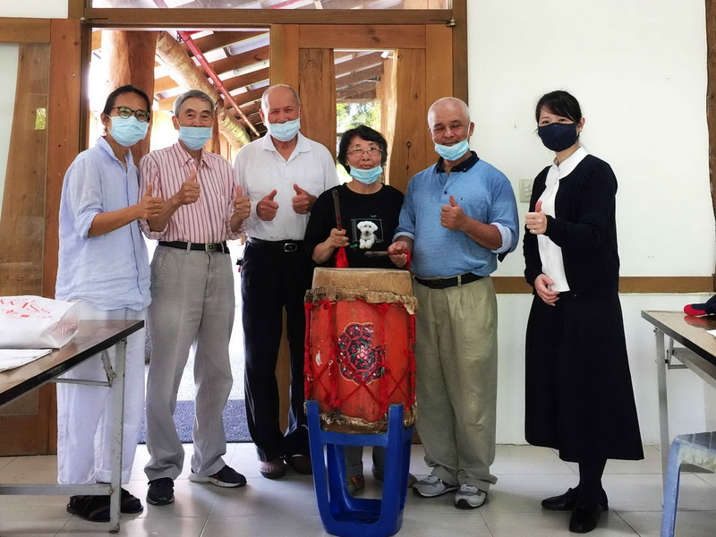 防疫不忘築夢 台鐵、慈濟杉林書法、國畫老、中、青三代安心聯展