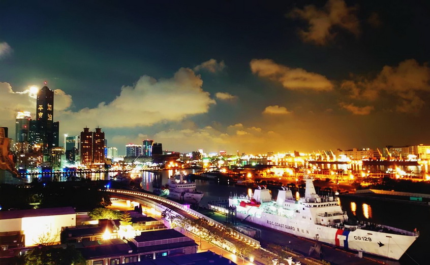 高雄市政府全面振興經濟 旅館齊心亮燈拚觀光