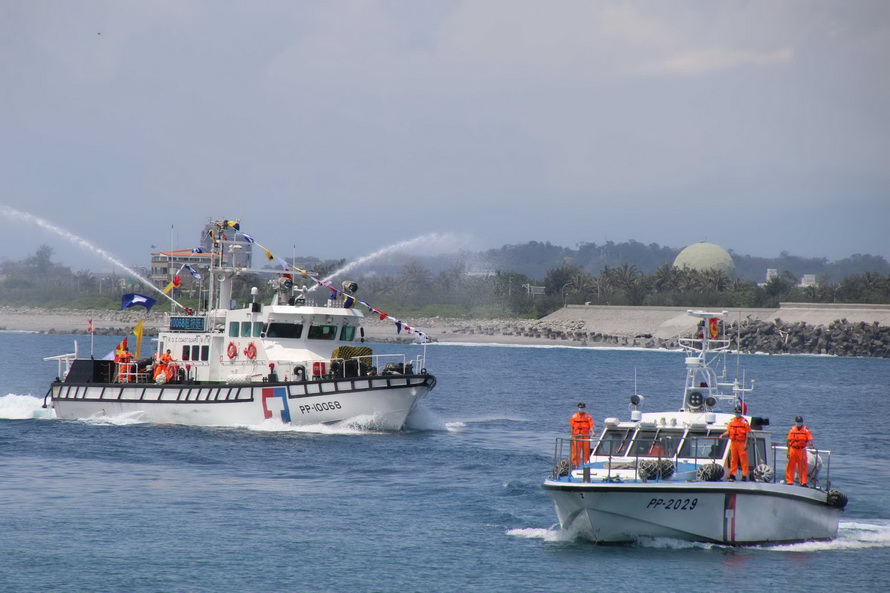 台東海巡隊新造百噸艇返航 隊員落海不治