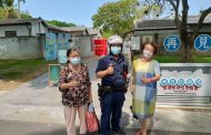 退休女老師迷途 左營警方熱心帶路前往