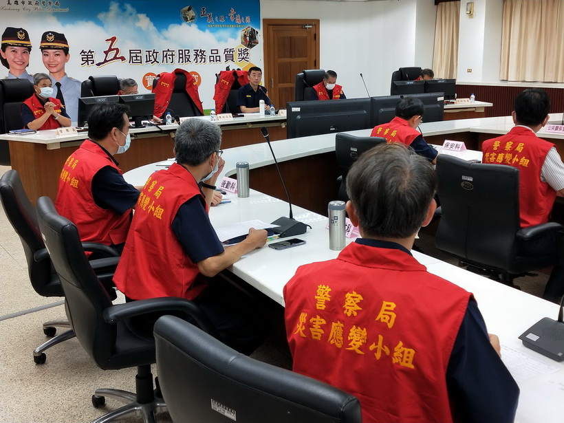 關注豪雨 高雄市警察局長劉柏良動員救災慰勤