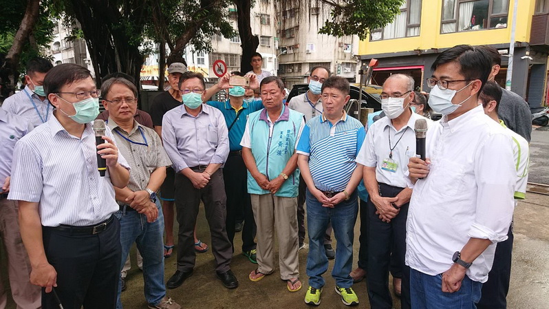 陳其邁視察七賢抽水站 爭取二億改善鹽埕淹水