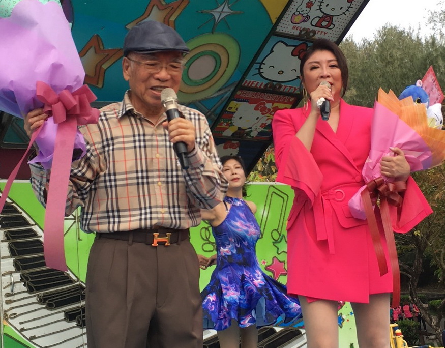 知名歌手陳思安「金曲舞林大會」圓滿成功 二千多位粉絲同歡