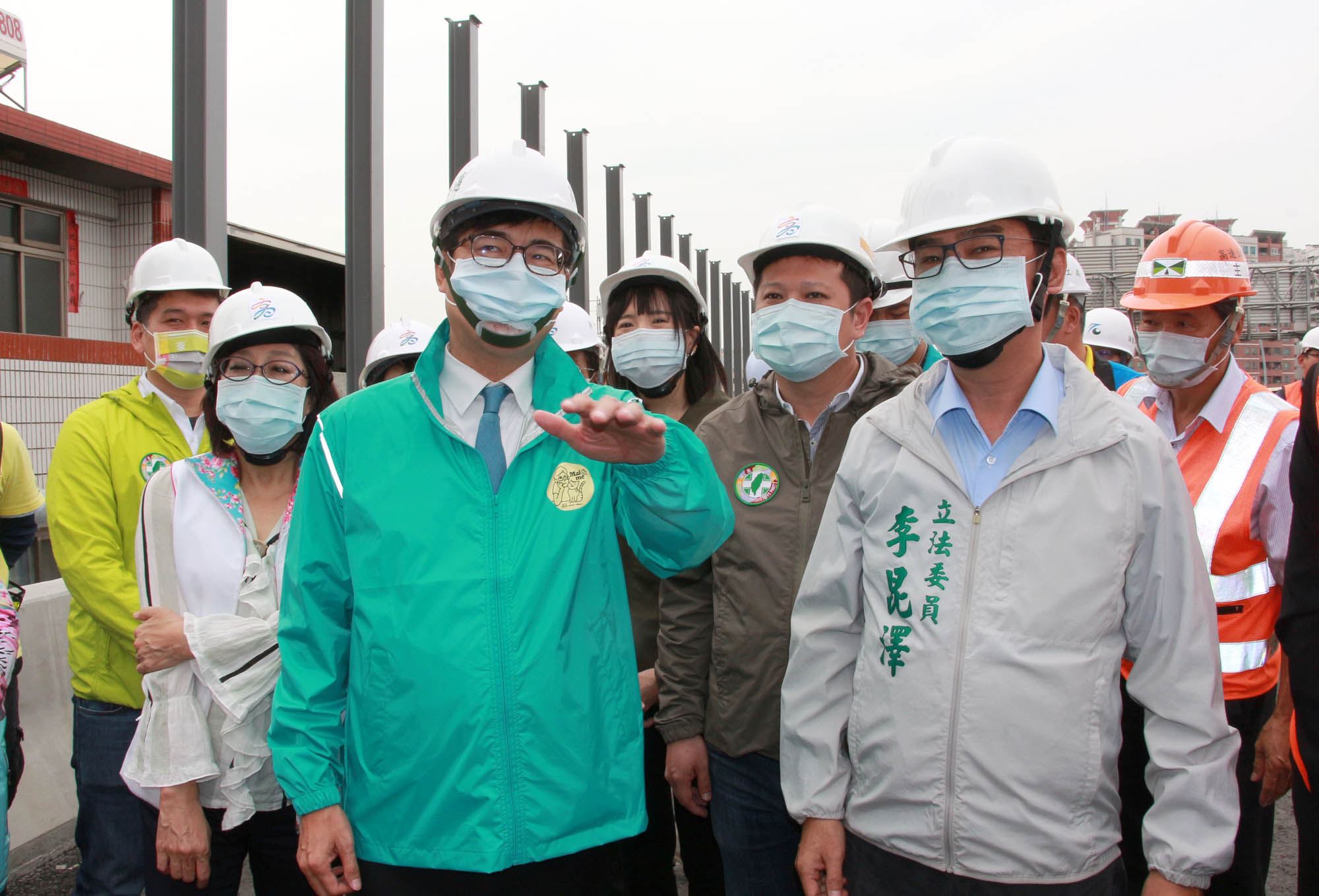 陳其邁視察國道一號鼎金系統交流道 盼如期完工