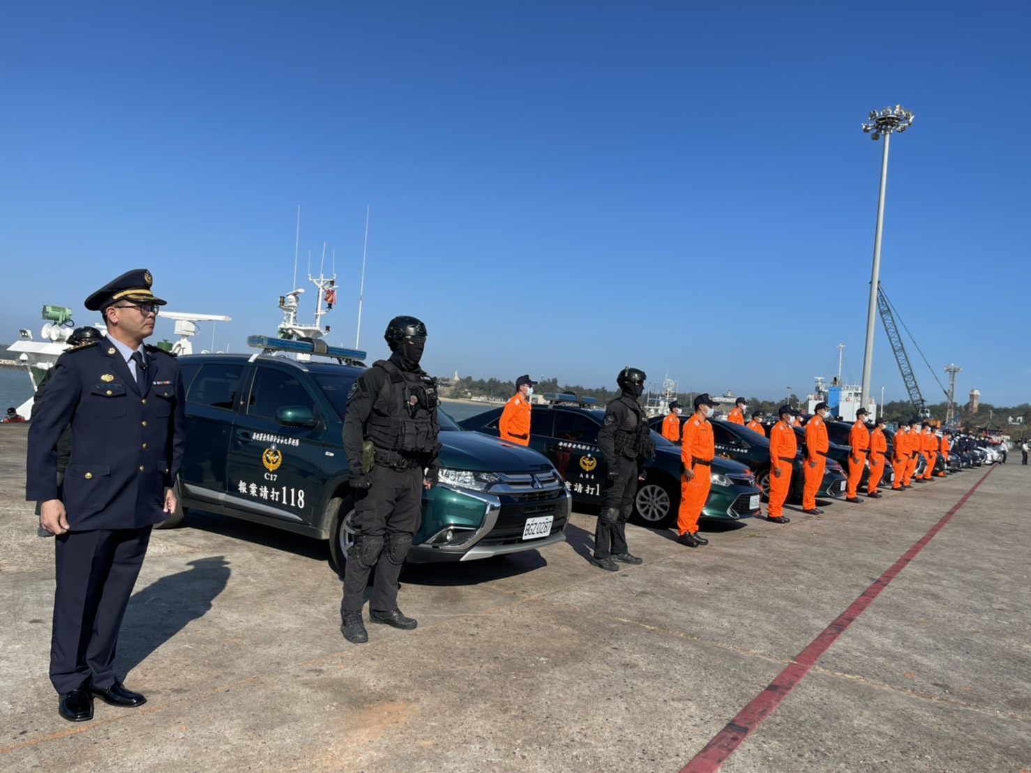 海巡署在料羅商港舉行年春節擴大威力掃蕩誓師典禮　