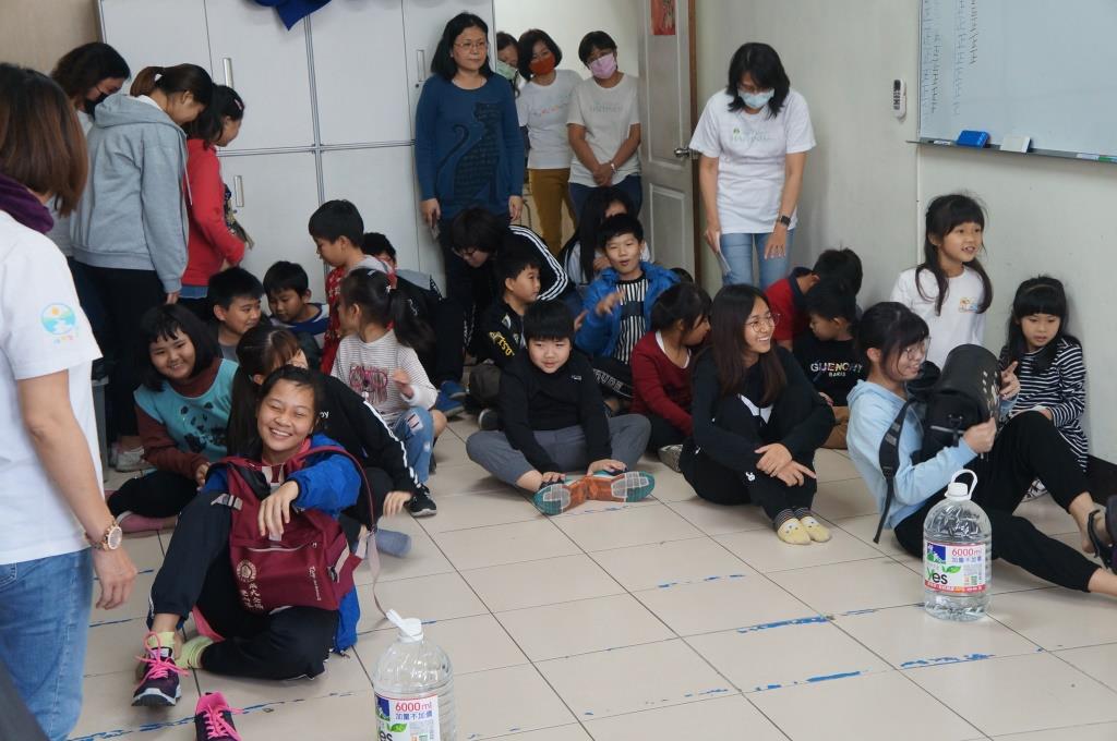 品格冬令營孩子變懂事  師感動聲淚俱下