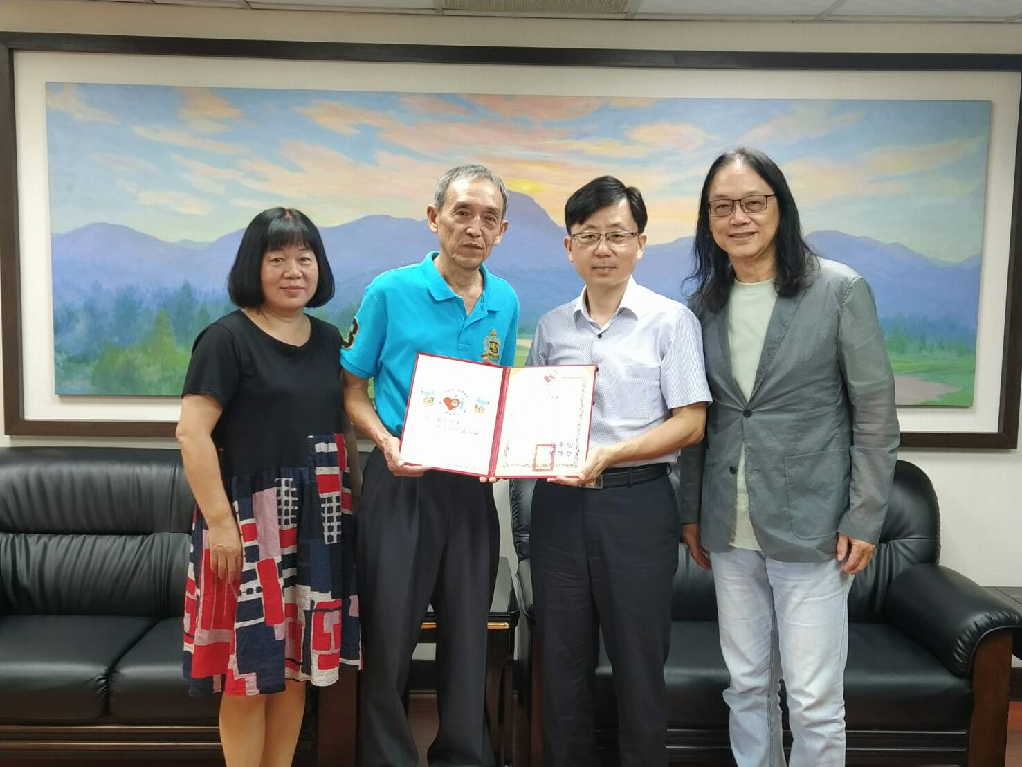 大樹后德宮長期捐善款 高雄檢察長、犯保主委頒發感謝狀