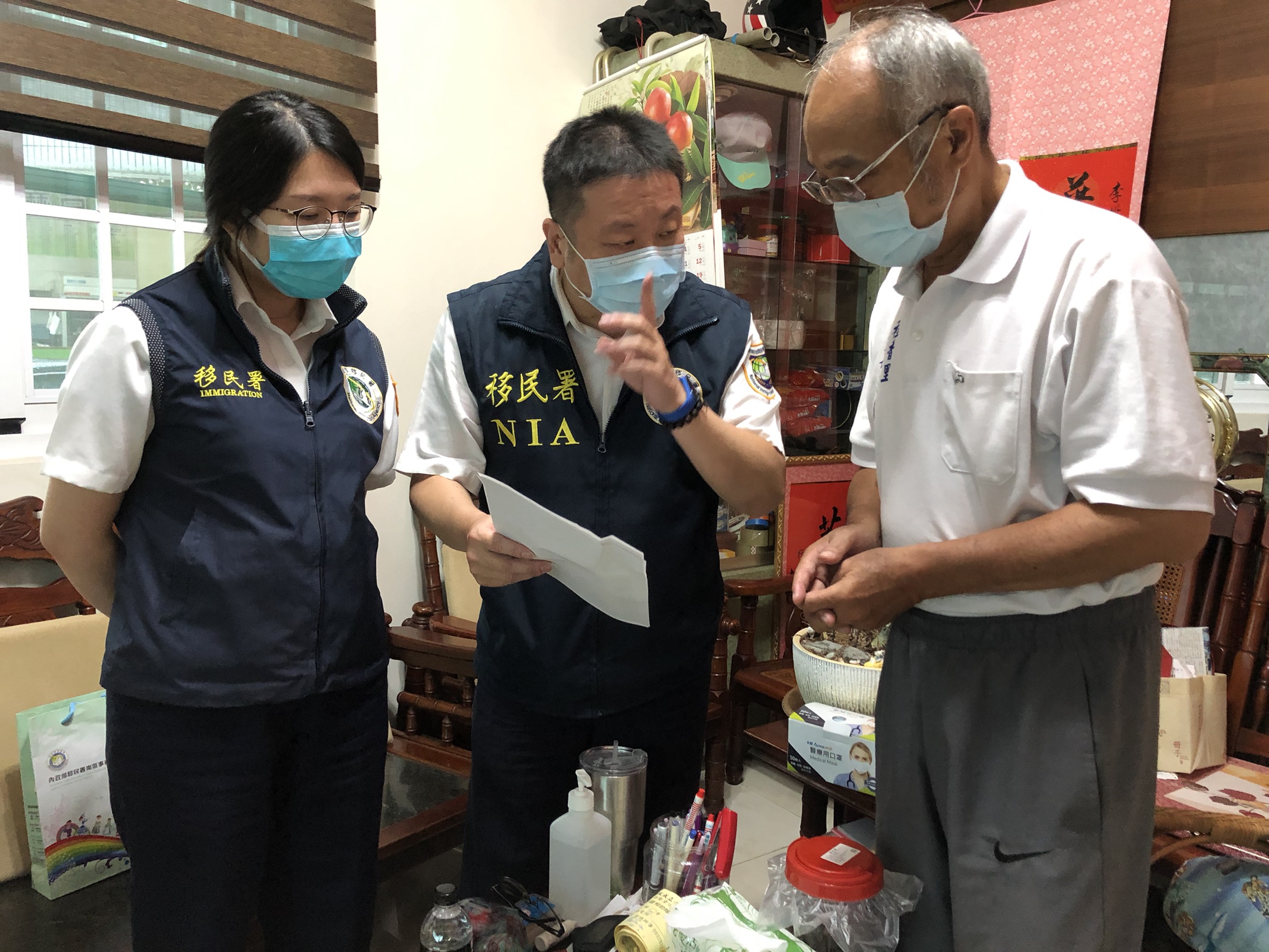 防疫無國界 移民署高市第二服務站宣導便民服務措施