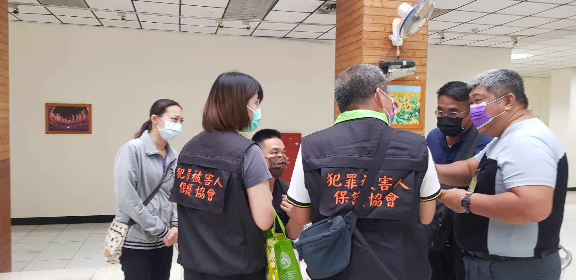 犯保協會高雄分會啟動即時關懷 城中城社區大火受害家屬備感溫馨