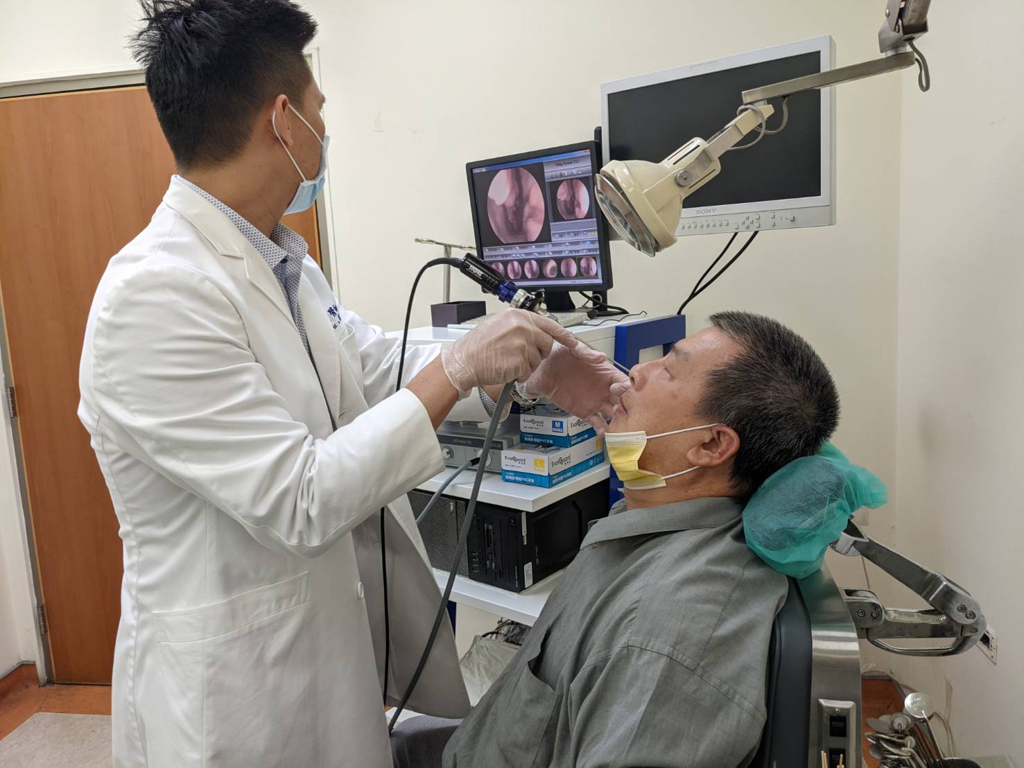 長期睡覺鼻塞影響睡眠品質 小港醫：功能性鼻整形可改善